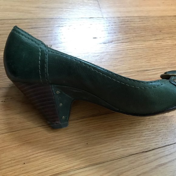 Frye hunter green steampunk heels - Picture 3 of 6